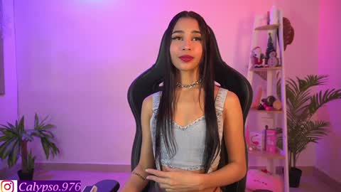 Calypso and Kayla online show from 01-03-25, 01:05