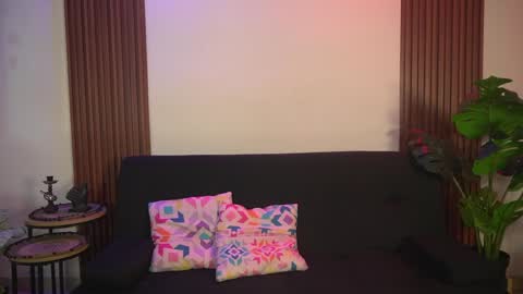 Calypso and Kayla online show from 04-09-26, 12:43