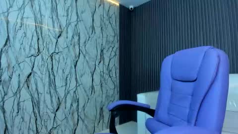 cam_xman online show from 03-23-26, 01:04