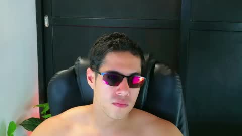 camara110 online show from 02-17-25, 08:04