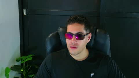 camara110 online show from 03-05-25, 03:18