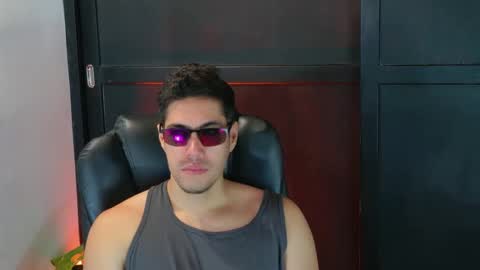 camara110 online show from 09-18-25, 04:53