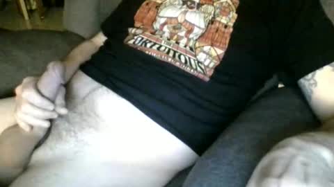 Snapshot of cambot4000 chatting on 12-18-25, 03:34 Cambot4000 online show from 12-18-25, 03:34