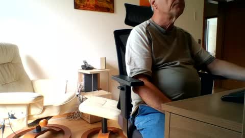 Snapshot of camcologne chatting on 06-09-26, 08:26 camcologne online show from 06-09-26, 08:26