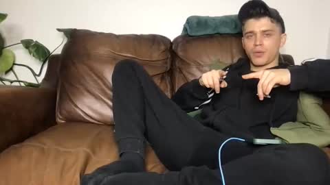 CamDoAttitude online show from 03-11-26, 11:00