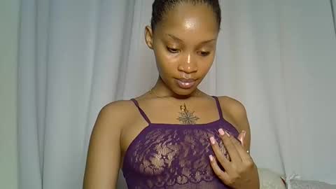 camelised_lilly online show from 05-03-26, 09:54