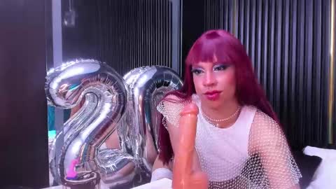 Snapshot of cameron_blake_ chatting on 02-16-25, 06:21 CAMERON online show from 02-16-25, 06:21