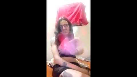 Snapshot of cameron_puppy chatting on 02-01-26, 07:18 Mara Catalina Romero Ordez online show from 02-01-26, 07:18