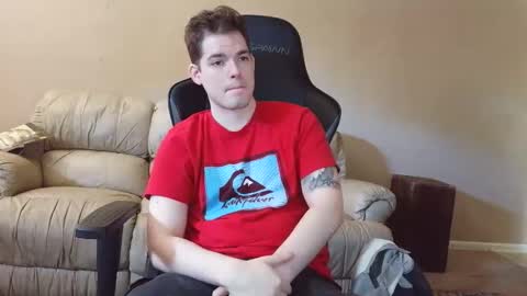 Snapshot of camerondt chatting on 05-15-26, 04:14 camerondt online show from 05-15-26, 04:14