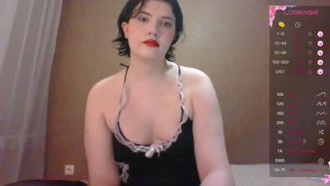 Snapshot of camgirl_xx chatting on 11-18-25, 06:01 Marta online show from 11-18-25, 06:01