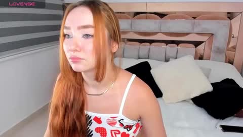 Snapshot of cami_lovers1 chatting on 01-23-25, 03:48 camii online show from 01-23-25, 03:48