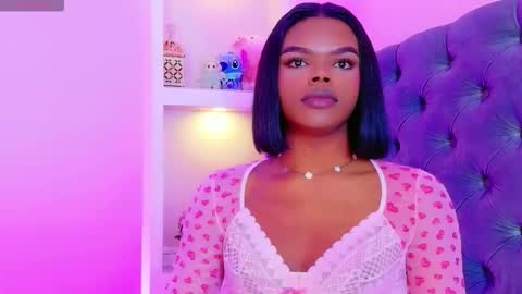 camiestrada online show from 11-23-25, 06:19