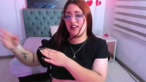 Camila Osorio online show from 02-25-25, 06:47