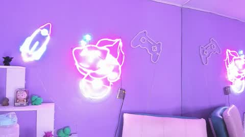 Camila Osorio online show from 09-30-25, 08:47