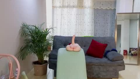 Camil online show from 02-21-25, 01:33