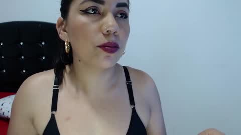 Snapshot of camila_6996 chatting on 02-26-25, 12:27 camila online show from 02-26-25, 12:27