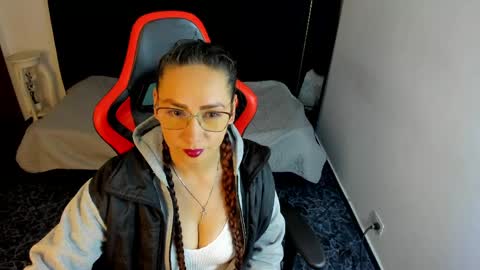 camila_bj online show from 05-20-26, 04:29
