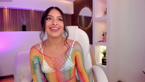 Camila online show from 01-24-25, 10:08