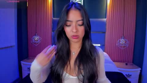 Camila online show from 09-11-25, 03:39