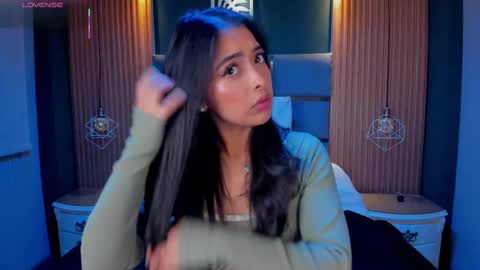 Camila online show from 09-12-25, 03:39