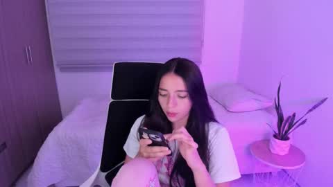 Snapshot of camila_ec2 chatting on 02-23-26, 02:53 C A M I online show from 02-23-26, 02:53