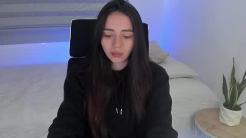  C A M I  online show from 06-29-26, 03:23