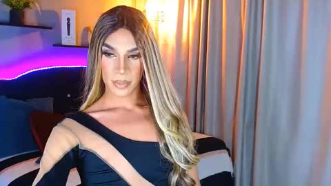 Snapshot of camila_hoottie chatting on 01-09-25, 03:26 Camila online show from 01-09-25, 03:26