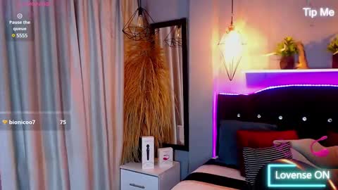 Snapshot of camila_hoottie chatting on 02-14-25, 12:41 Camila online show from 02-14-25, 12:41