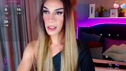 Snapshot of camila_hoottie chatting on 03-05-25, 03:08 Camila online show from 03-05-25, 03:08