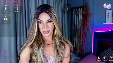 Snapshot of camila_hoottie chatting on 03-08-25, 08:33 Camila online show from 03-08-25, 08:33