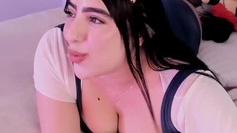 Camila online show from 01-14-26, 01:44