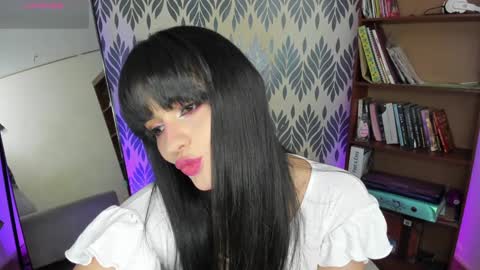 Snapshot of camilaandrade_ chatting on 02-07-25, 11:12 Cami online show from 02-07-25, 11:12