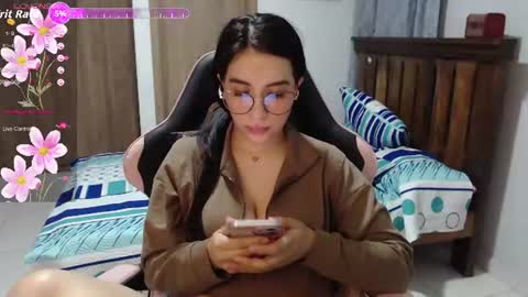 Snapshot of camilacarter chatting on 07-12-26, 10:12 camilacarter online show from 07-12-26, 10:12