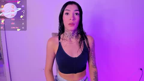   online show from 06-24-26, 07:13
