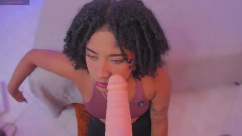 Camila Foox online show from 04-14-26, 04:29