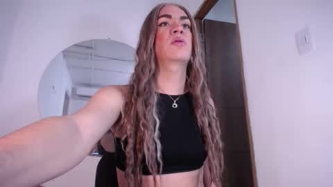 Snapshot of camilaparrisx chatting on 12-28-24, 03:04 camilaparrisx online show from 12-28-24, 03:04