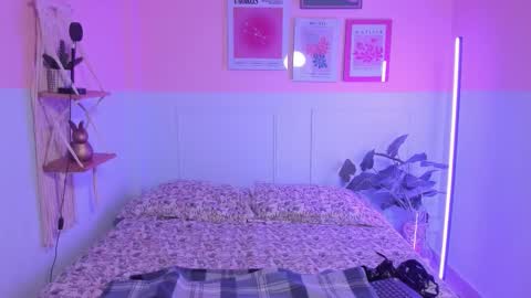 Camila  online show from 09-24-25, 11:46