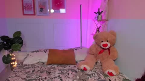 Camila  online show from 12-16-25, 04:17