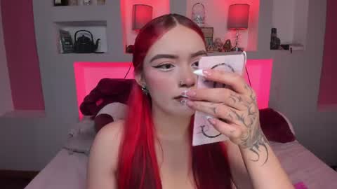 Snapshot of camilarivers chatting on 06-17-26, 12:40 Camila online show from 06-17-26, 12:40