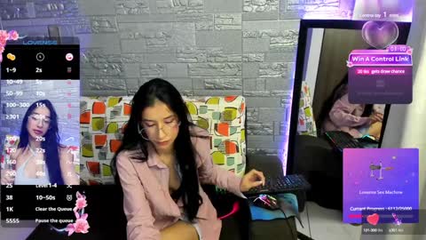 Snapshot of camilavill chatting on 12-04-24, 10:13 CamilaVill online show from 12-04-24, 10:13