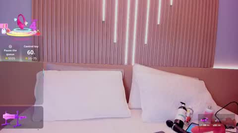 camile_cute online show from 09-10-25, 08:53