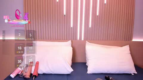 camile_cute online show from 10-13-25, 08:53