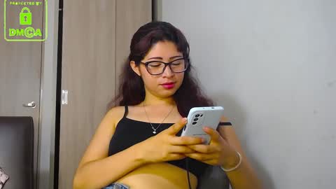 Snapshot of camilitasweet96 chatting on 01-29-25, 08:18 Camilita Echeverri online show from 01-29-25, 08:18