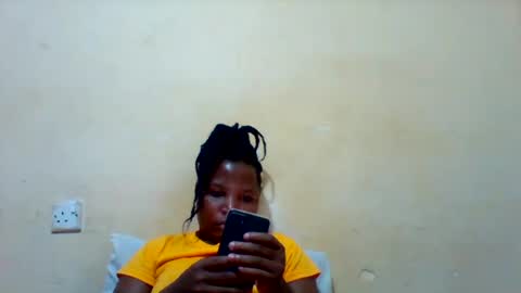 Snapshot of camillah_sweet chatting on 06-25-26, 07:18 camillah_sweet online show from 06-25-26, 07:18