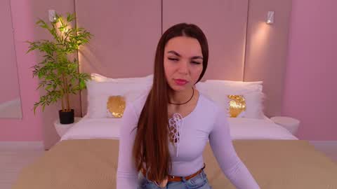 Snapshot of camillalarson chatting on 03-04-25, 03:00 Camilla online show from 03-04-25, 03:00