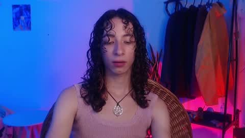 Snapshot of camille_delrey chatting on 12-01-24, 11:25 Camille online show from 12-01-24, 11:25