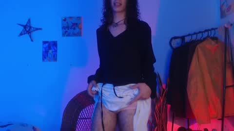 Snapshot of camille_delrey chatting on 12-03-24, 12:35 Camille online show from 12-03-24, 12:35