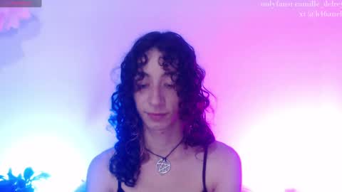 Snapshot of camille_delrey chatting on 12-12-24, 11:47 Camille online show from 12-12-24, 11:47