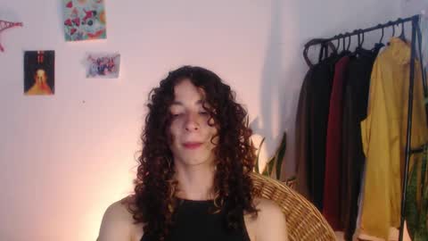 Snapshot of camille_delrey chatting on 01-21-25, 01:50 Camille online show from 01-21-25, 01:50
