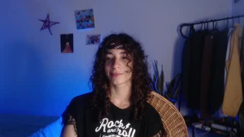 Snapshot of camille_delrey chatting on 01-27-25, 01:48 Camille online show from 01-27-25, 01:48